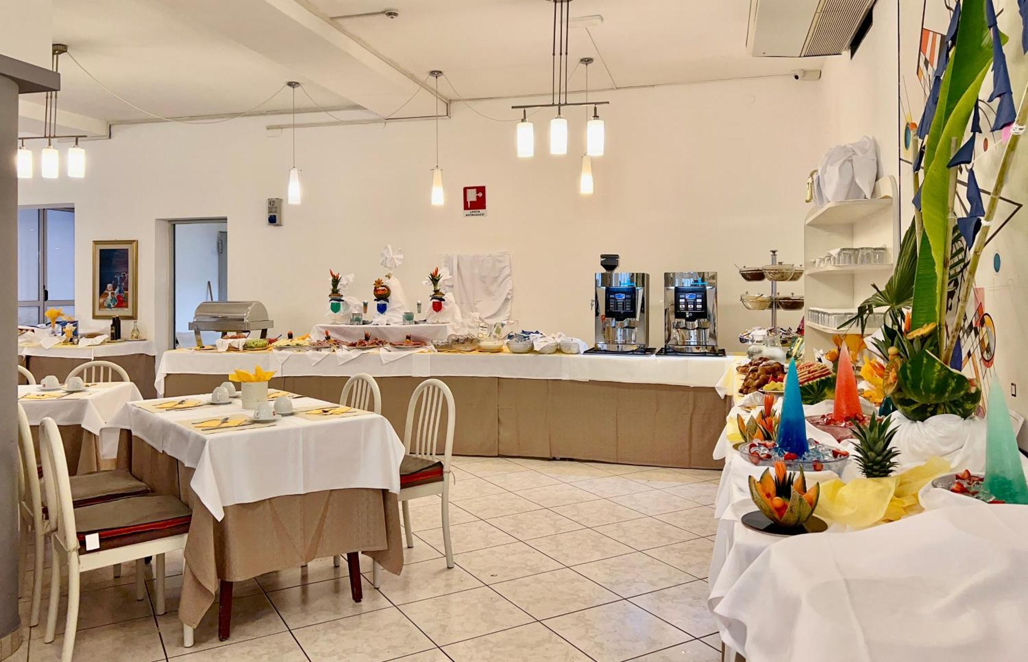 Hotel Myriam リニャーノ・サッビアドーロ エクステリア 写真